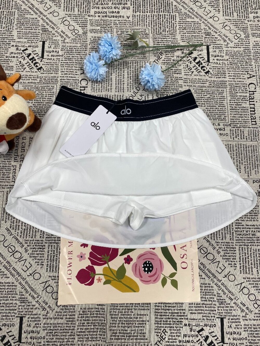 New With Tags🏸ALO Yoga White Match Point Tennis Skirt - Picture 5 of 10